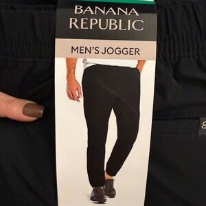 Banana Republic Men's Classic Black Joggers Size XL
